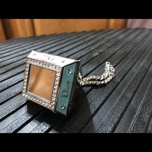 Dior key chain key lip gloss